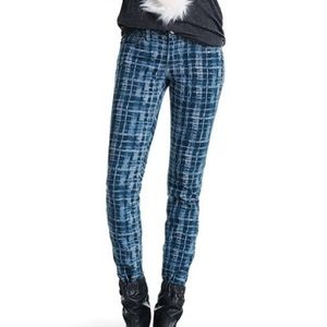 CAbi Grid Curvy Skinny Jeans Blue Print Si…